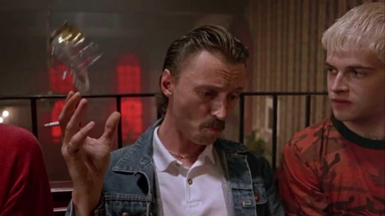 Trainspotting décliné en série : Robert Carlyle sera de retour en Begbie 