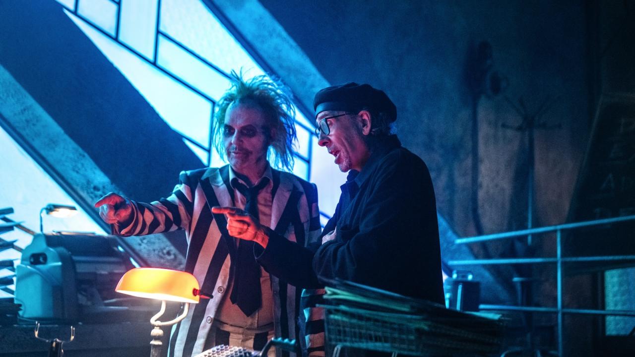 Michael Keaton et Tim Burton sur le tournage de Beetlejuice 2