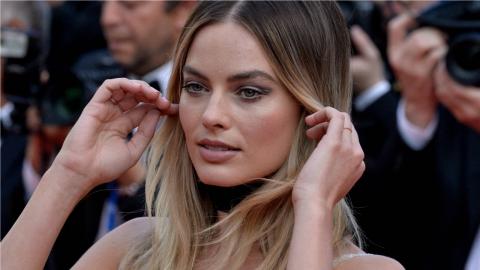 Margot Robbie Cannes