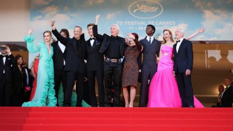 Cannes 2022, Jour 9 : Toute l'équipe d'Elvis réunie sur les marches du 75e festival de Cannes