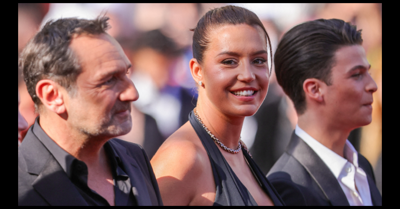 Cannes jour 10 : Adèle Exarchopoulos, rayonnante sur le tapis rouge