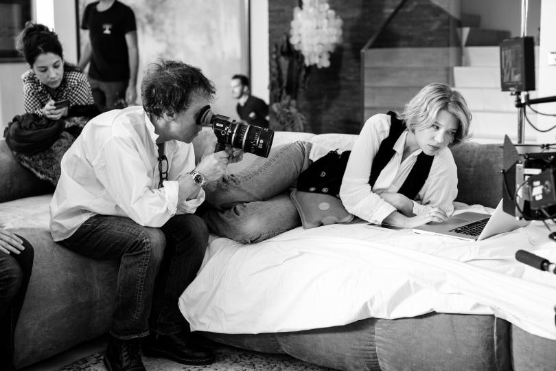 Bertrand Bonello et Léa Seydoux sur le tournage de La Bête